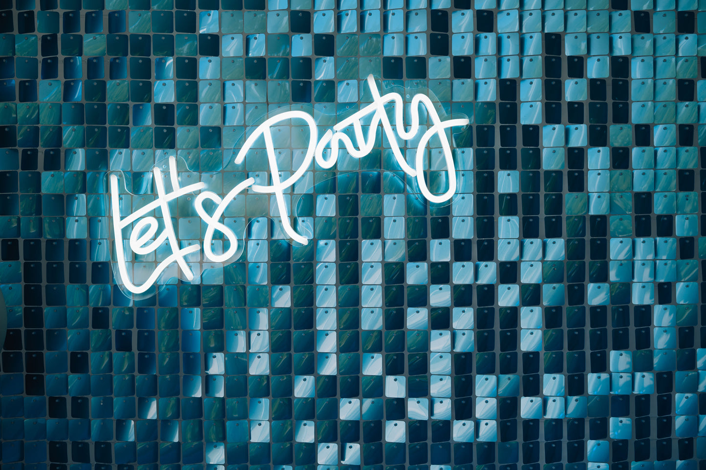 Let's Party white LED