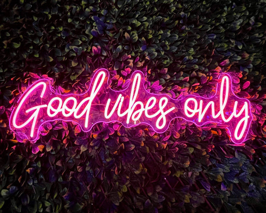 Good Vibes Only pink